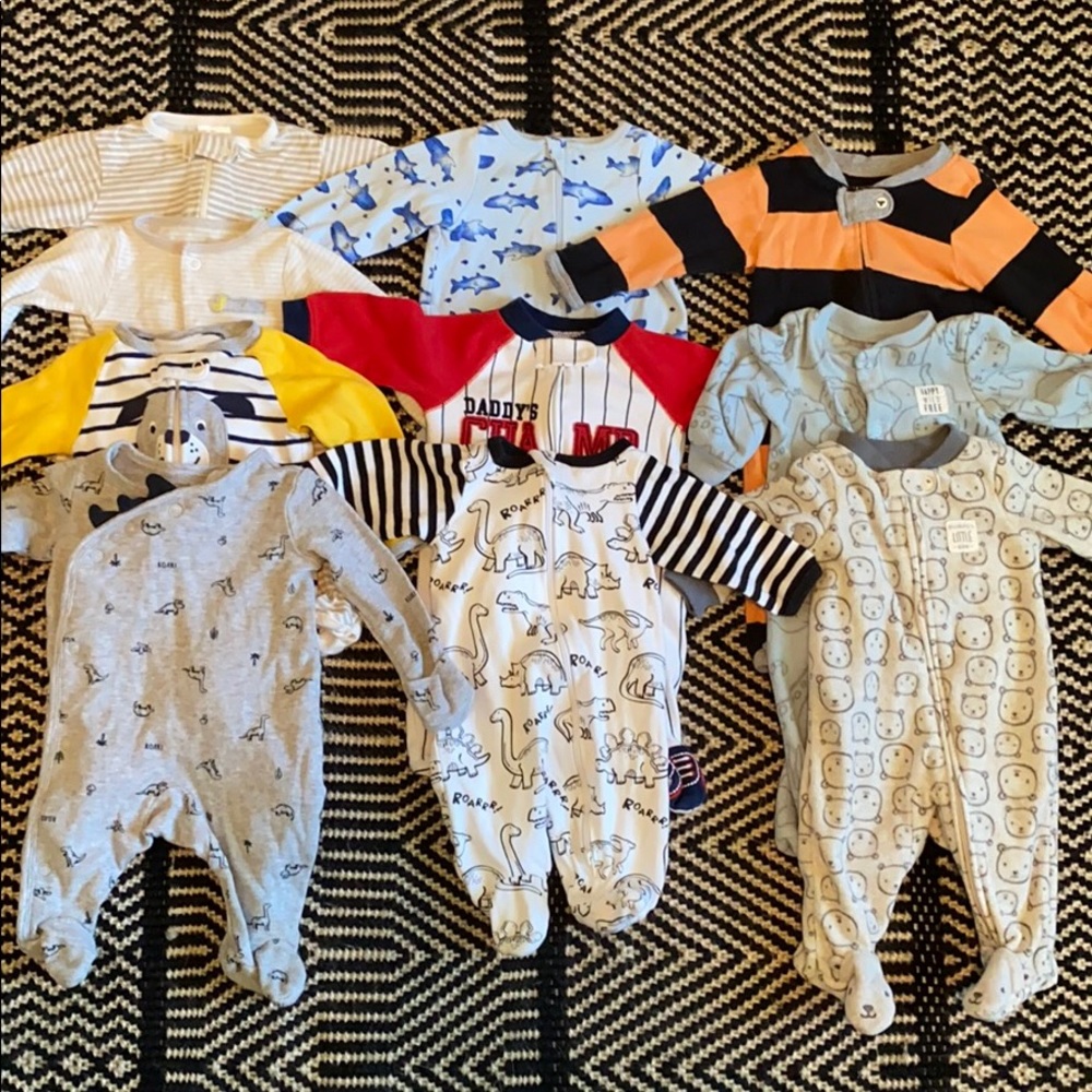 Lot of 10 newborn baby boy footie pajamas